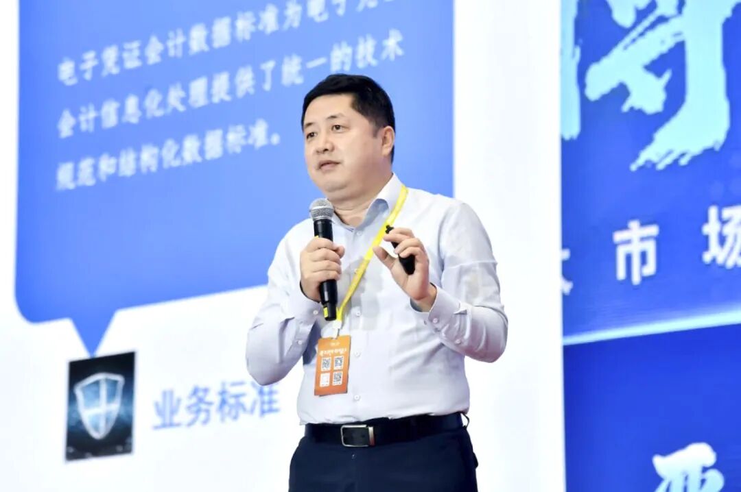 续慧泓.jpg 图片